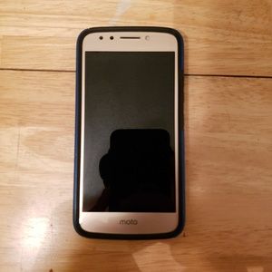 Moto E4 16GB with case